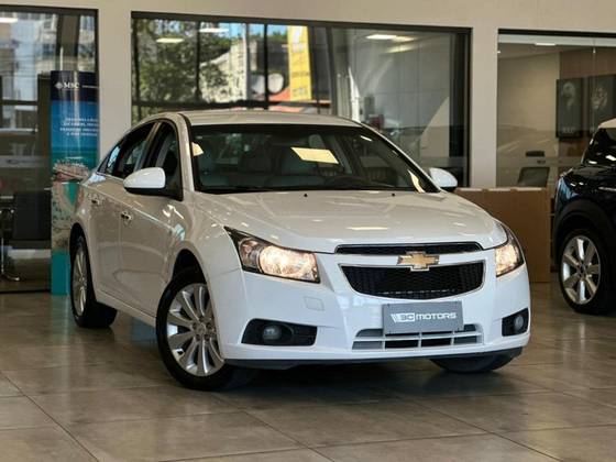CHEVROLET CRUZE 1.8 LTZ 16V FLEX 4P AUTOMÁTICO CHEVROLET CRUZE 1.8 LTZ 16V FLEX 4P AUTOMÁTICO